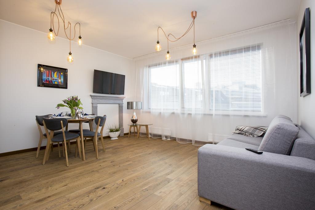 Cozy City Apartments Tallinn Buitenkant foto